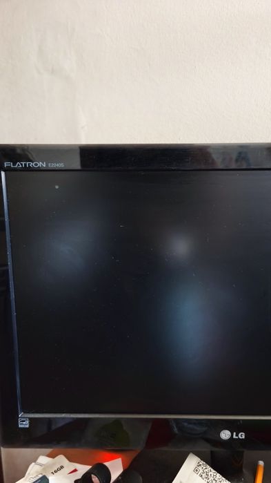 Pcs antigos e monitores e impressora