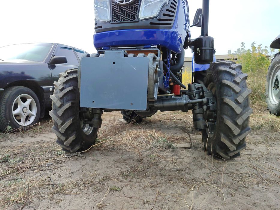 Трактор Синтай 244 ТХЛ с гидроусилителем руля