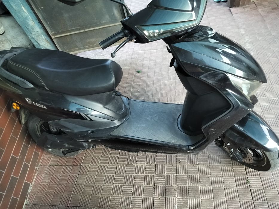 Електроскутер Yadea RJ 2000W