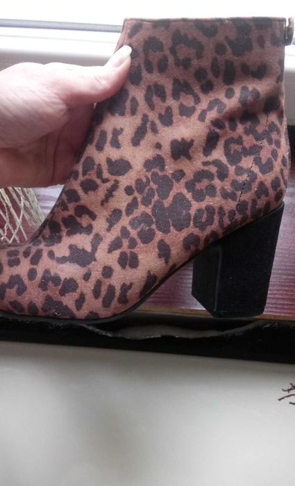 Ботинки леопардові осінь-весна!