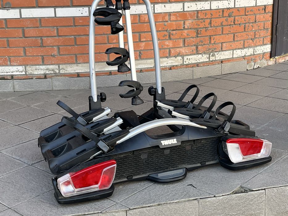 нове в коробці Thule 926 VeloCompact на три/чотири вело