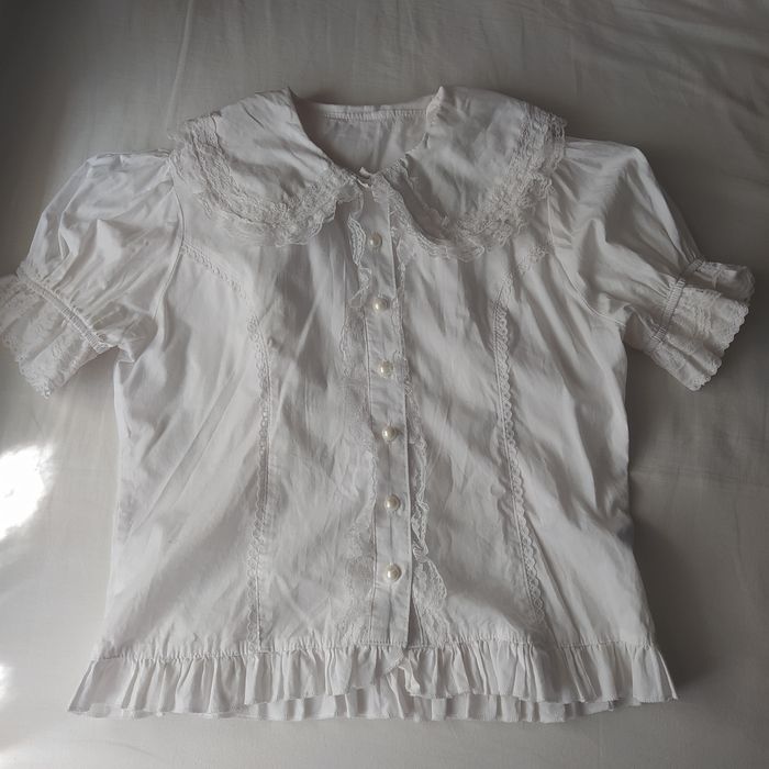 Блуза в стилі лоліта