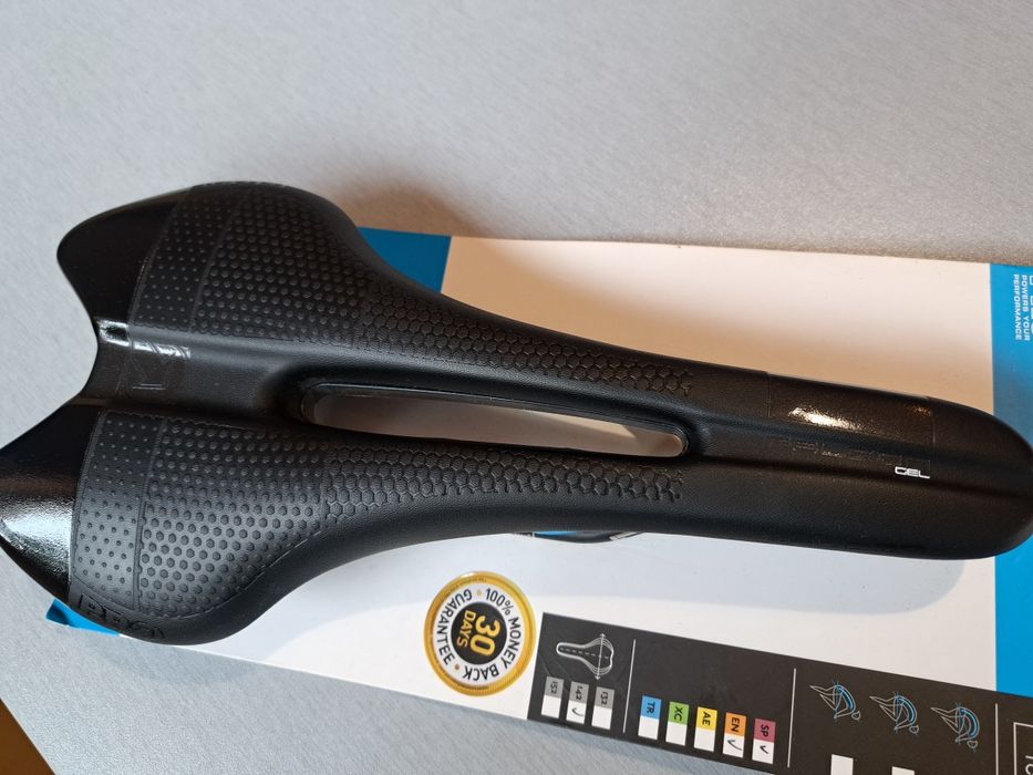 siodełko rowerowe Shimano PRO FALCON GEL 142 mm