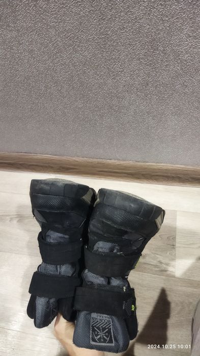 Продам ботинки подросток