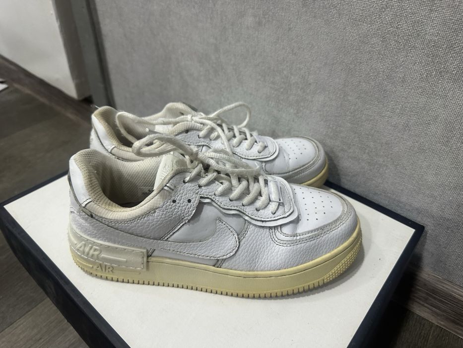 Шкіряні кросівки Nike air, р. 39 , гарний стан