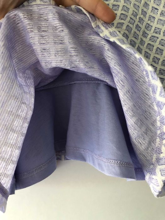 Letni krótki top z falbanką