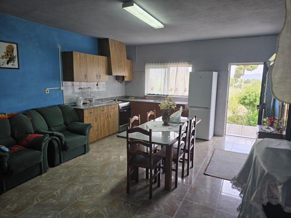 Casa T3 + Terreno 3.720 m²
Venda d
