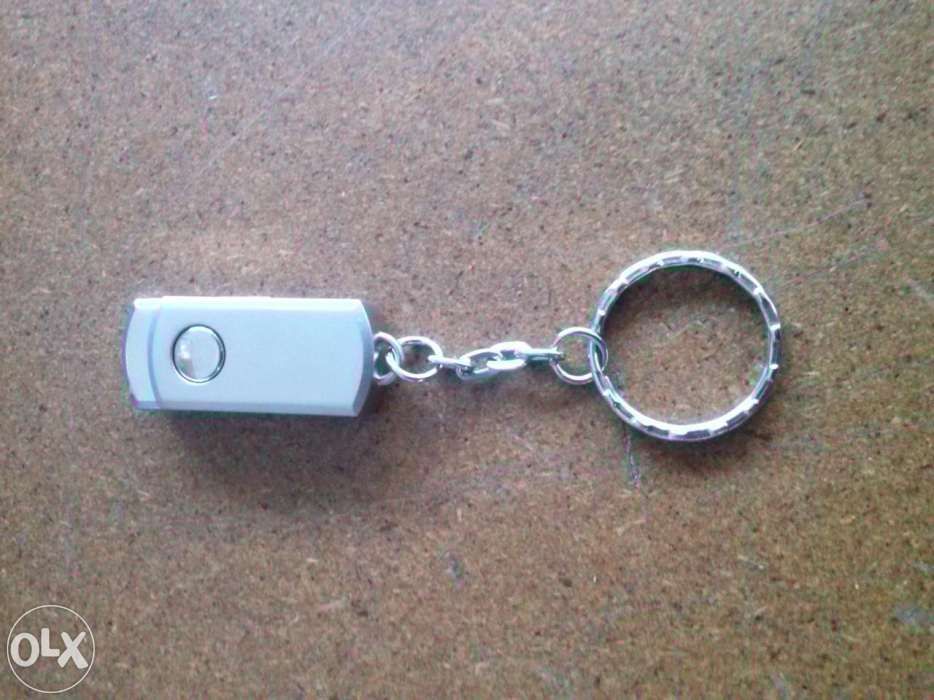Pen usb de 128 gb422975113737676802