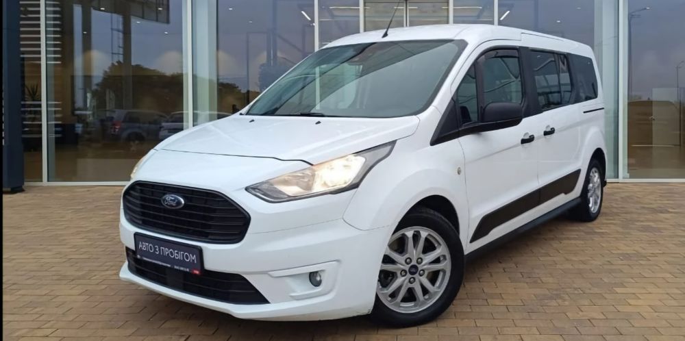FORD TOURNEO CONNECT 2019 || покоління (FL)