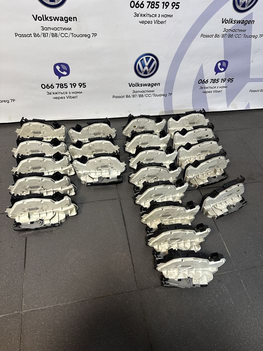 Замок дверний замок на двері Passat CC Volkswagen CC Європа USA Tiguan