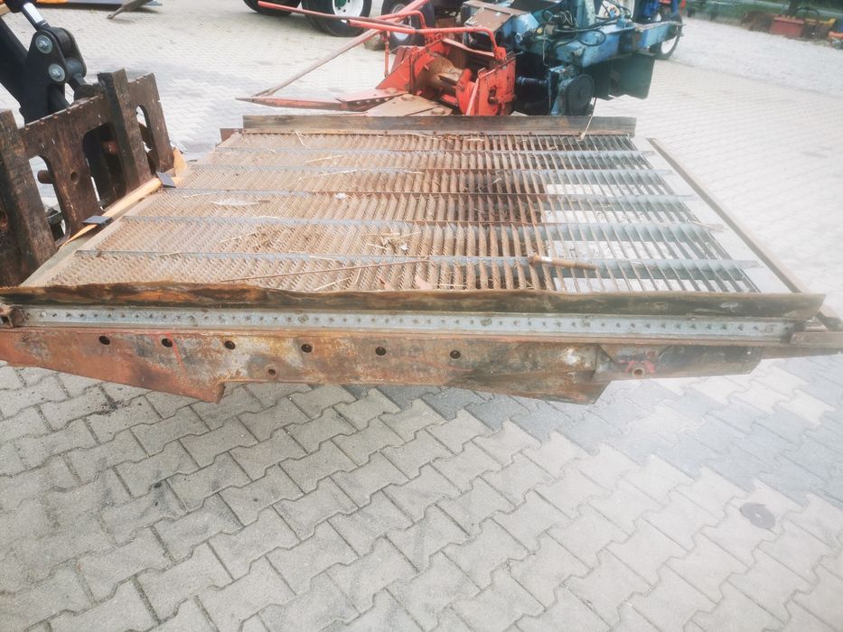 Podsiewacz Case Axial Flow 1680