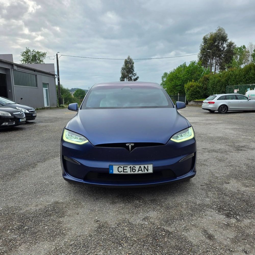 Tesla Model X Long Range