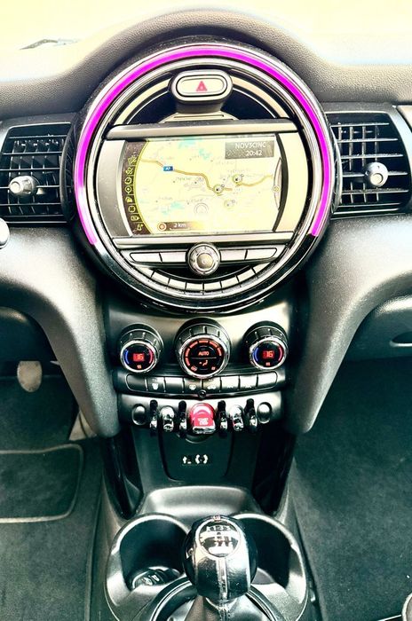 MINI 5 Portas