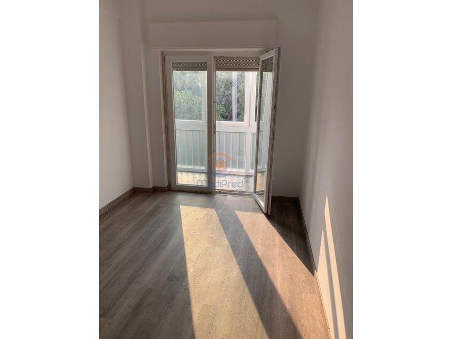 Arrendamento | Apartamento T2 remodelado em Odivelas