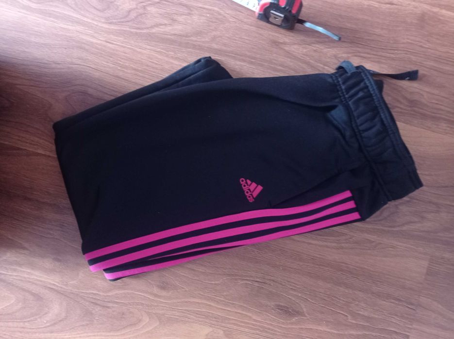 Adidas spodnie dresowe damskie M