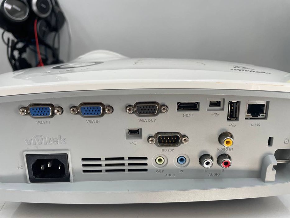 DLP-проектор Vivitek DW866