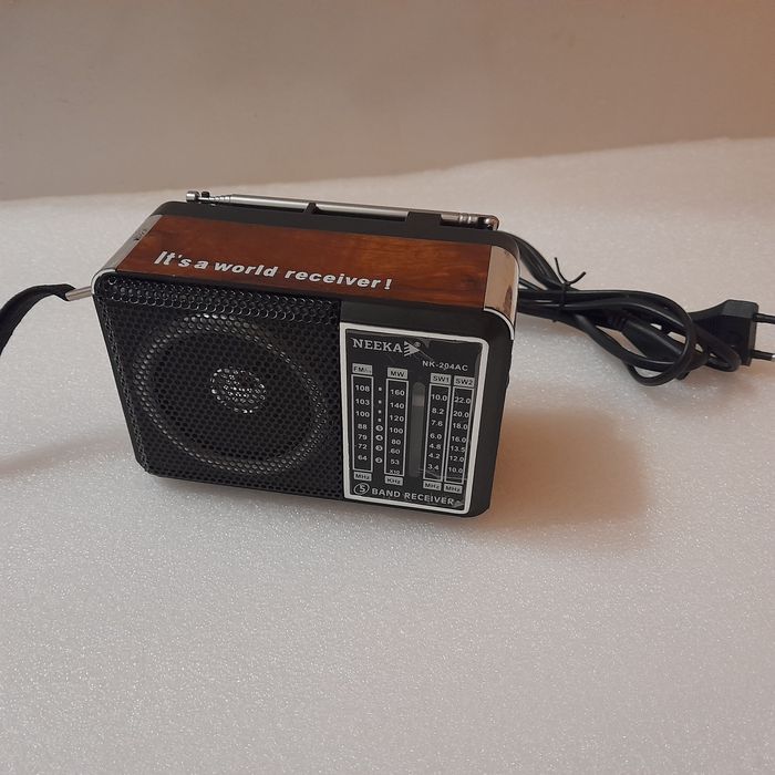 Радіоприймач "NEEKA" NK-204AC brown