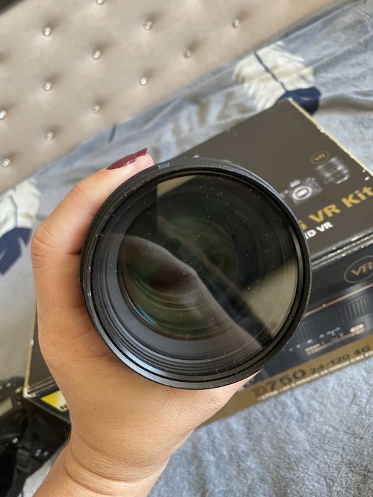 Nikon d750, yongnuo 50mm 1.8, sigma 85mm 1.4, yongnuo 35mm 2.0