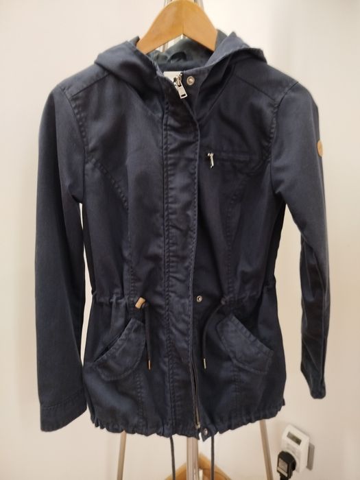 2 casacos ONLY tamanho XS