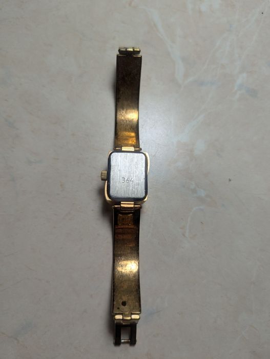 Жіночий наручний годинник "Луч", працюючий.