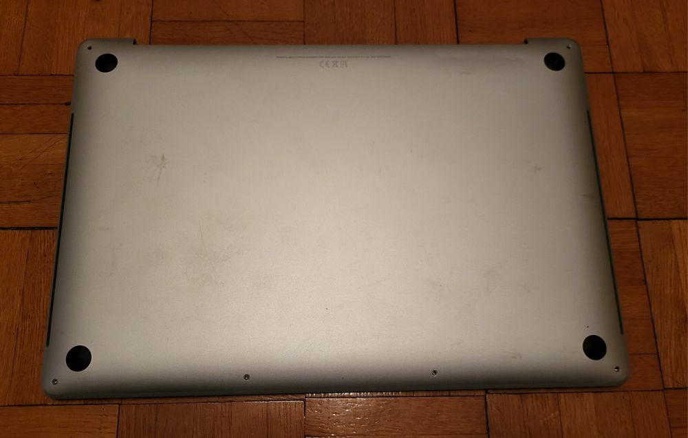 Palmrest a2141 Macbook pro 16" silver kadlubek z bateria i całym osprz