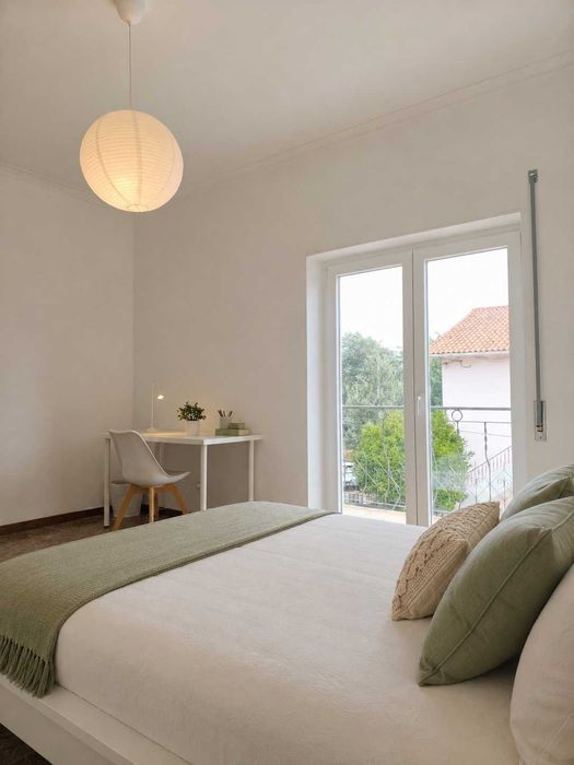Quarto para estudante ao lado do Fórum Coimbra