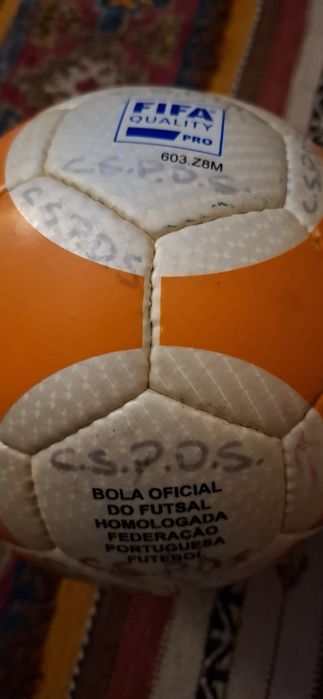 Bola futsal mikasa