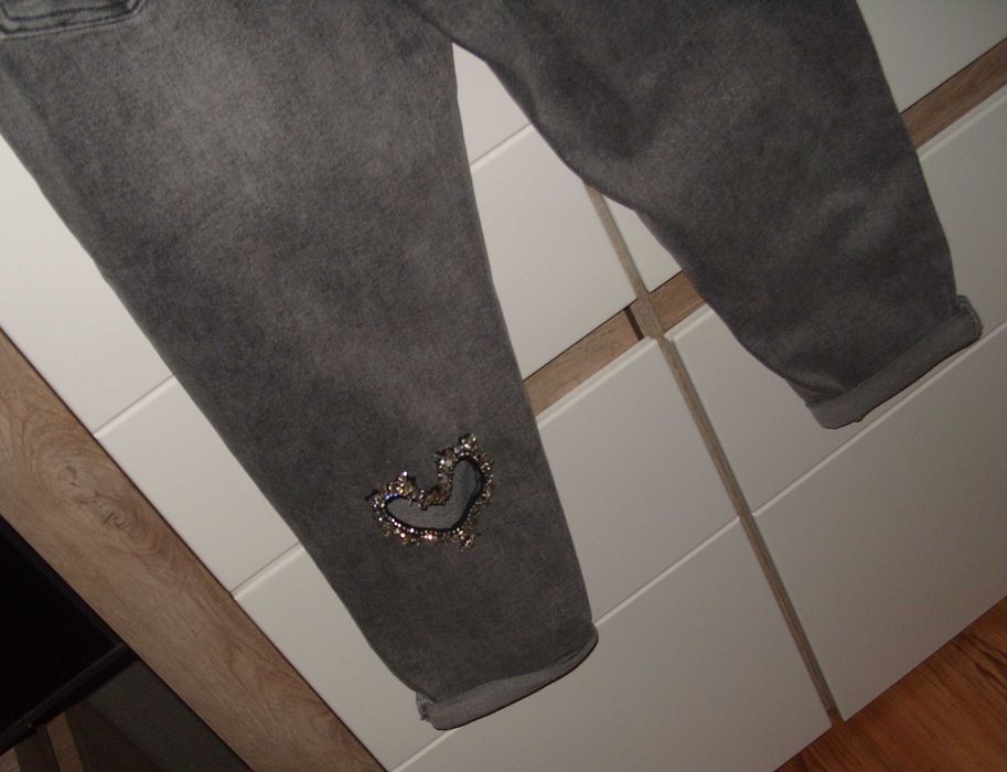 spodnie z serduszkiem +pasek REDSEVENTY r. L /XL