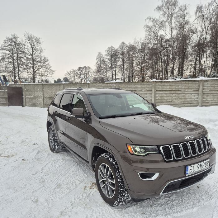 Ładny jeep grand cherokee wk2