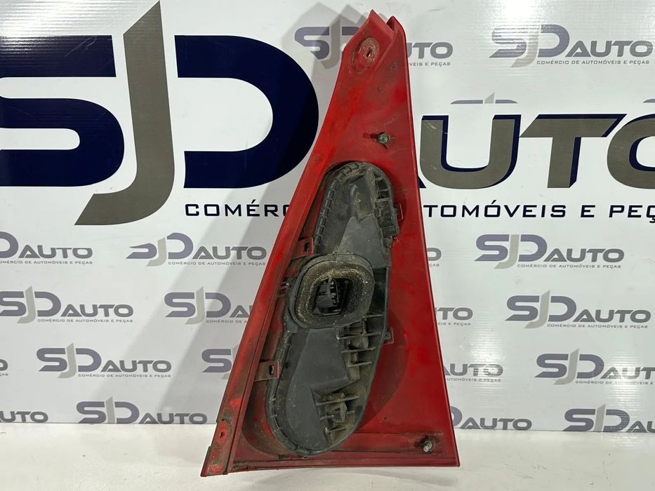 Farolim Direito / Esquerdo - Peugeot 107 (2008)