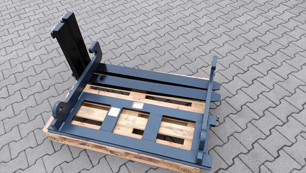 Paleciak Karetka do JCB Q-Fit / JCB 528-535 z Widłmi