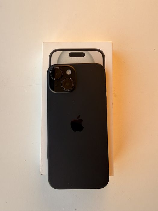 iPhone 15 128GB + 4 Capas de Oferta