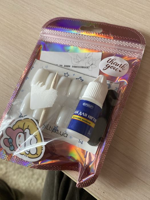 Продам накладні нігті 2 см