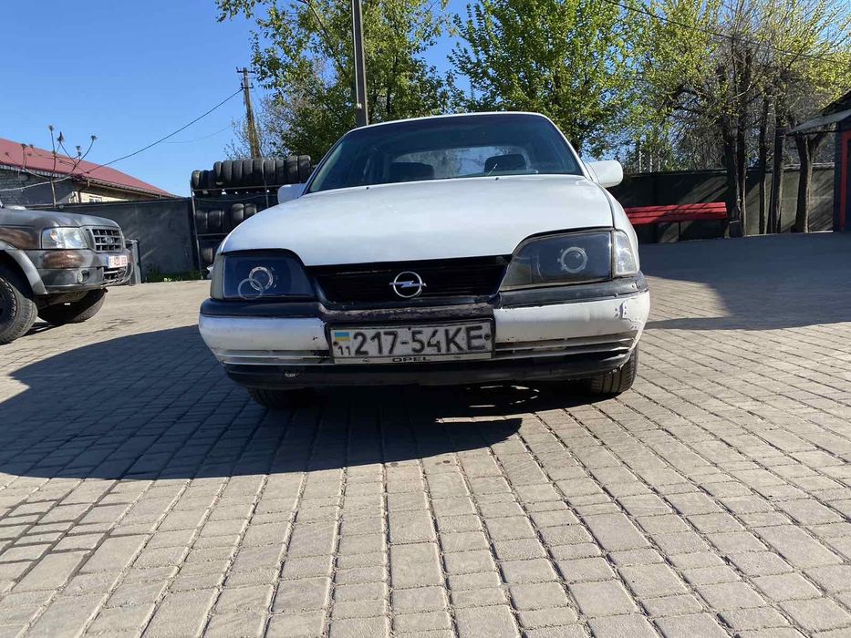 Opel omega сел поехал