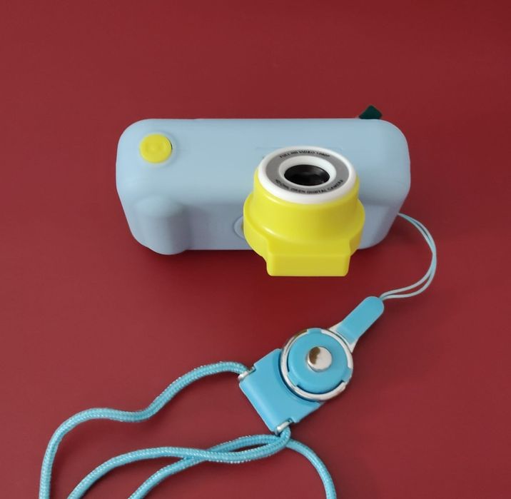 Aparat cyfrowy dla dzieci HD 1080P 2,4 cala STAN IDEALNY