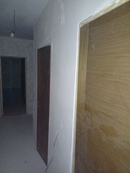 Продам квартиру під нежитлове приміщення