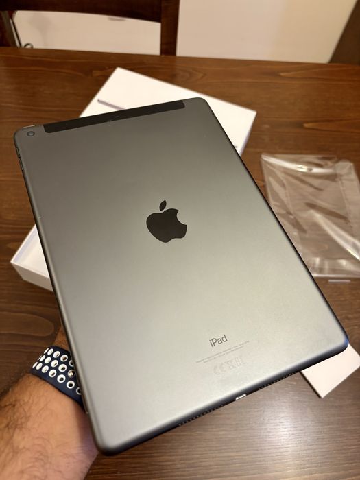 iPad 7th 32gb celular 4G
