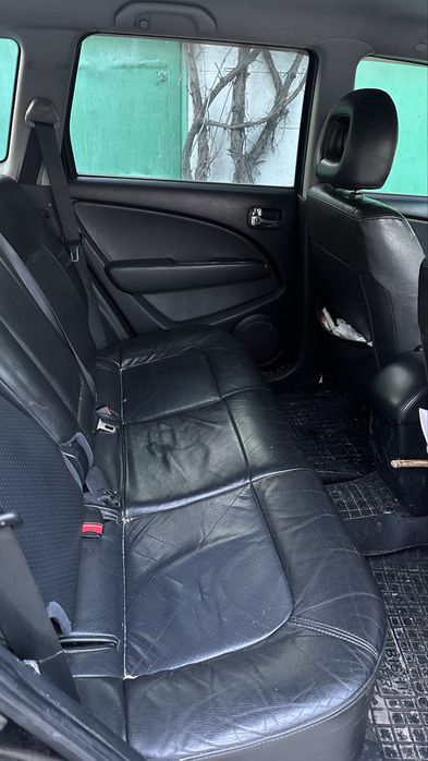 Mitsubishi outlander 1