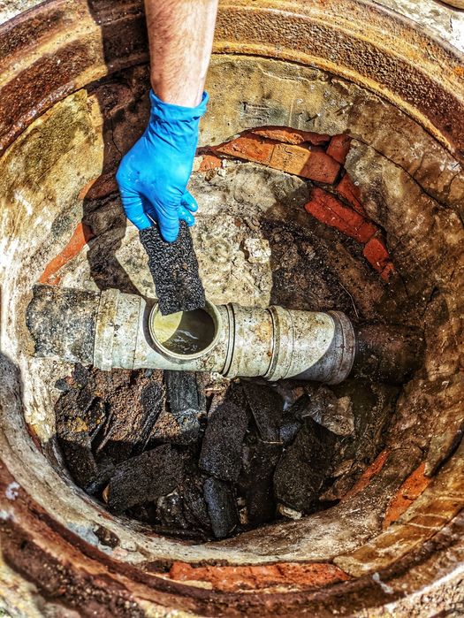 Чистка, очистка, прочистка . Канализации. Каналізації. Викачка ями ...