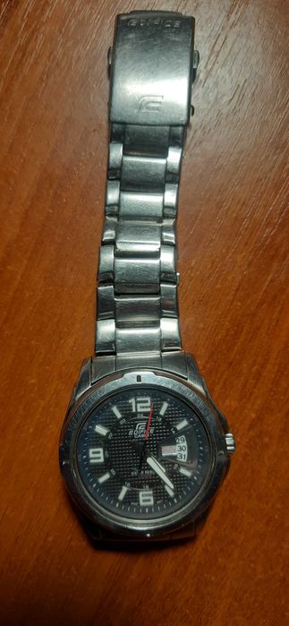 Годинник CASIO Edifice EF-129