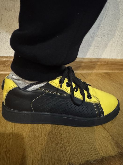 Гкіряні туфлі кеди