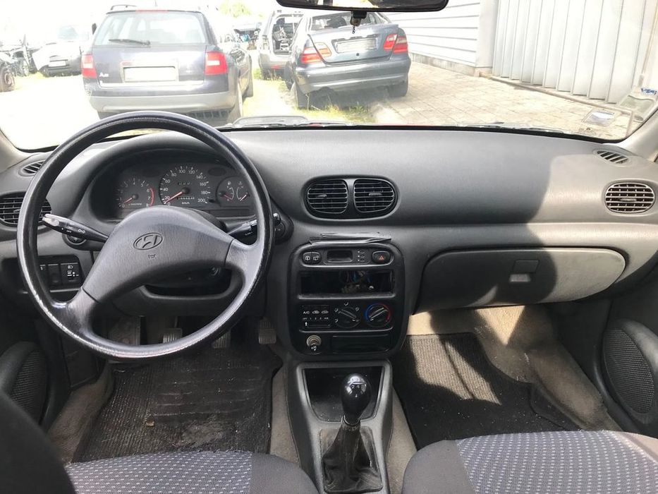 Hyundai Accent 1.3i 12V 4P 1997 - Para Peças