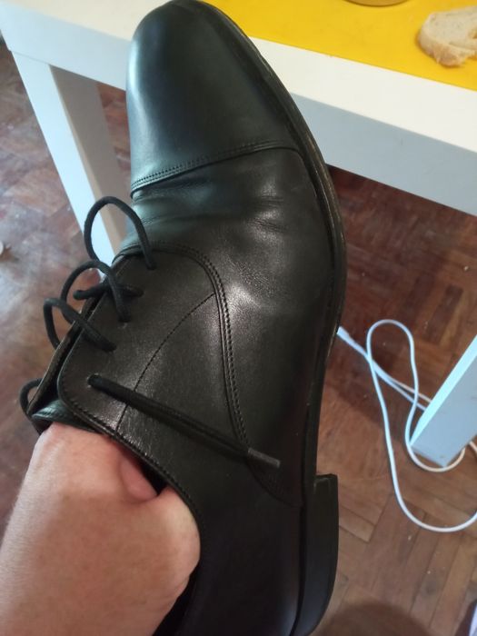 Sapatos clássicos pretos Armando Silva