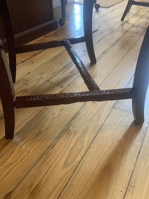 Mesa de jantar extensível + 6 cadeiras