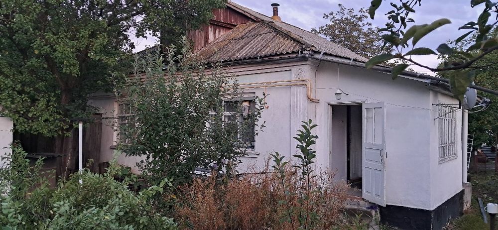 Продаж будинку смт вапнярка