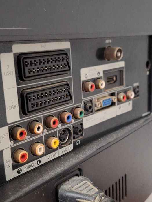 Televisão Samsung a funcionar perfeitamente. 32 polegadas