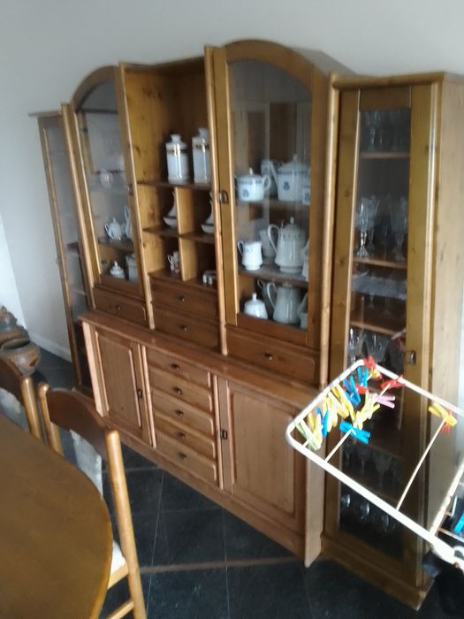 Mobilia de sala em bom estado