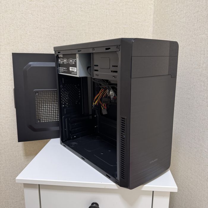 Корпус для пк, блок живлення 400w
