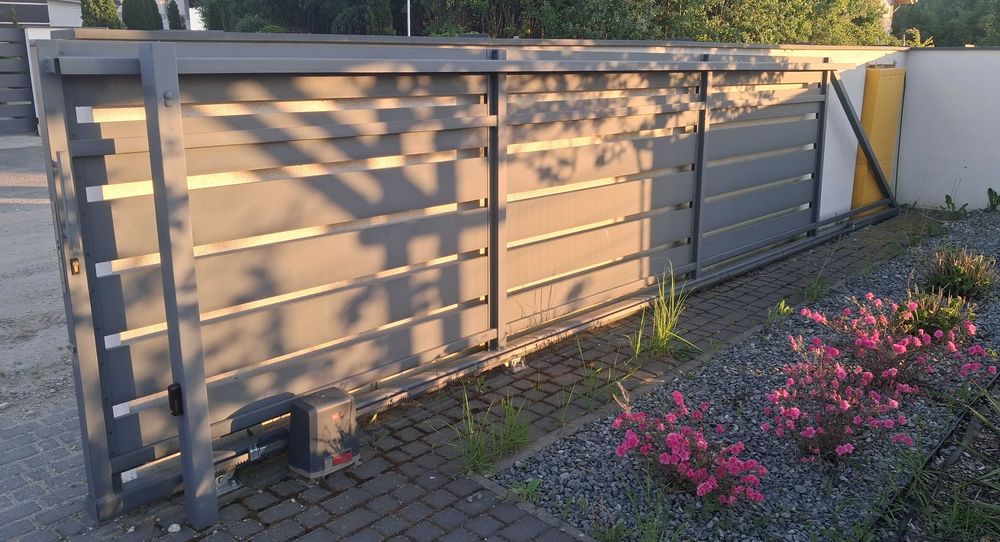 Wiata brama kostka brukowa