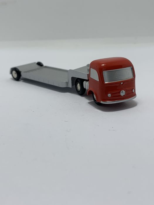 Mercedes Schuco Piccolo 1:90